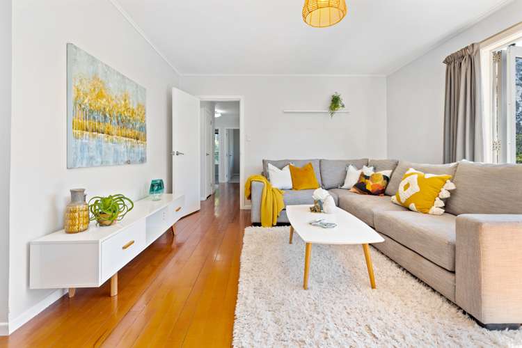 29 Tirimoana Road Te Atatu South_15