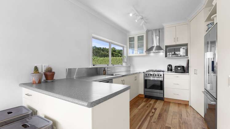 37 Mcfarlane Street Oakura_10