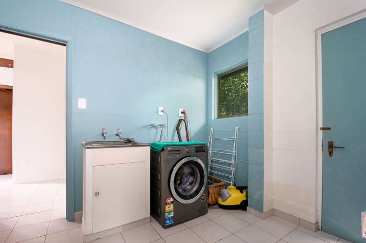 2 Huia Street Waikawa_14