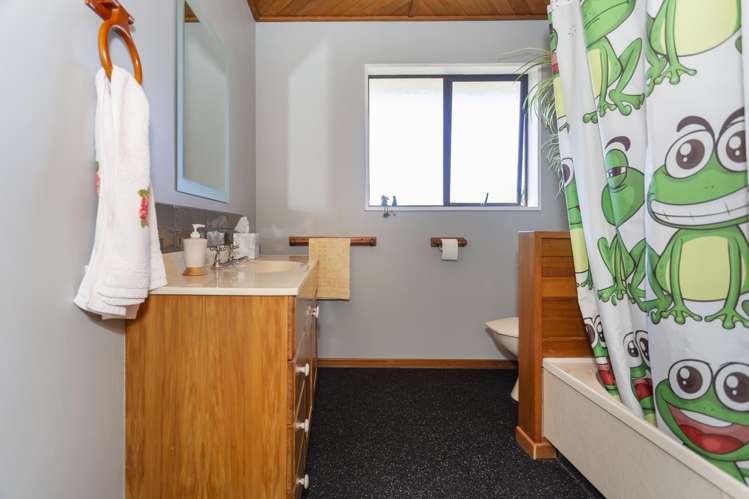185 Homestead Road Weston_11