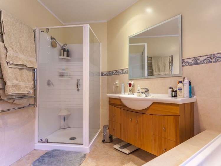 1 Tirinui Crescent Tairua_13