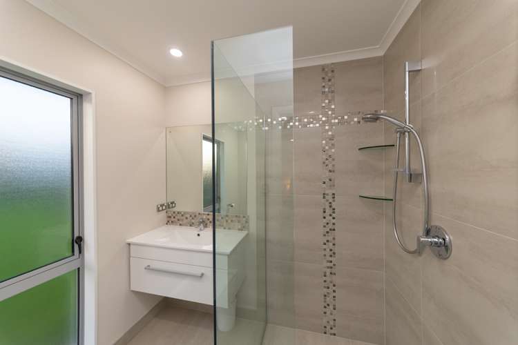 25 Doncaster Court Awapuni_13