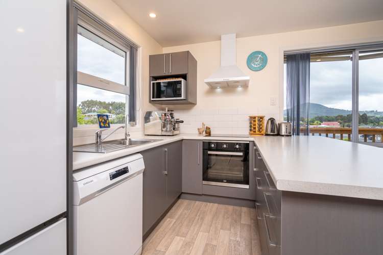 54 Elwyn Crescent Green Island_5