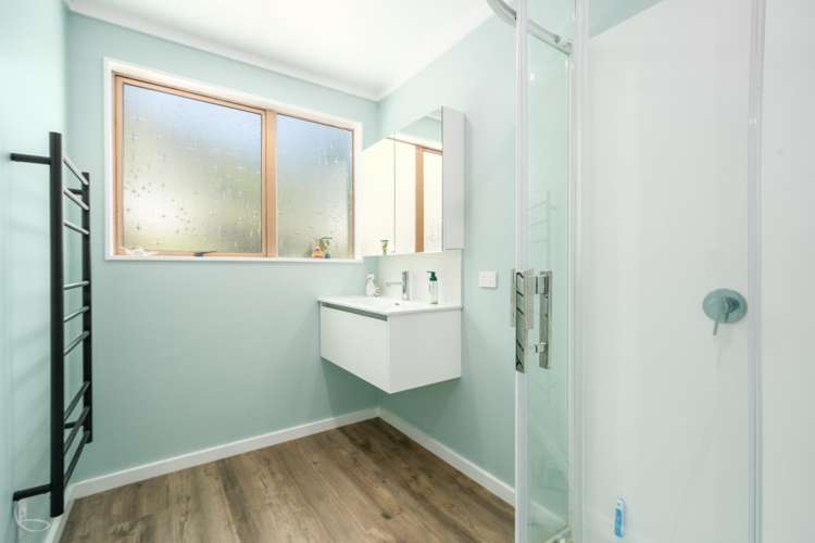 11 Bogle Grove Stokes Valley_20