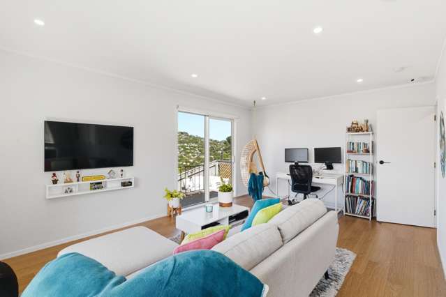 65 Chartwell Drive Crofton Downs_1