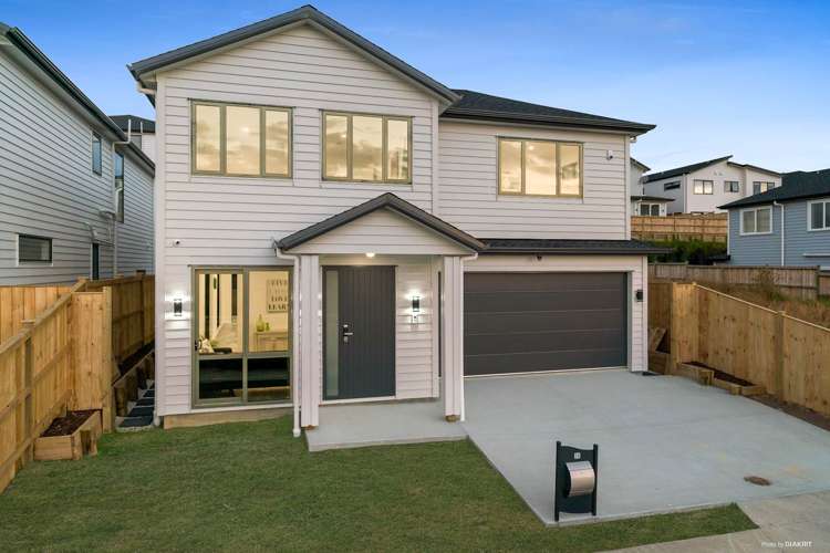 30 Matahae Drive Flat Bush_24