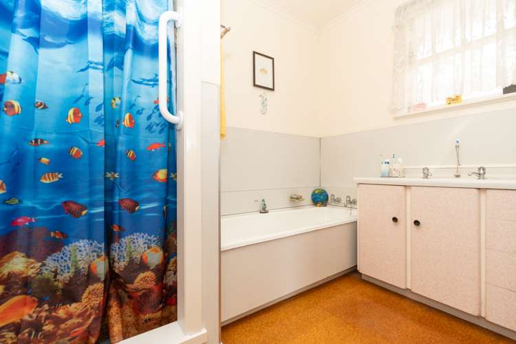 337 Cobham Drive Hillcrest_14