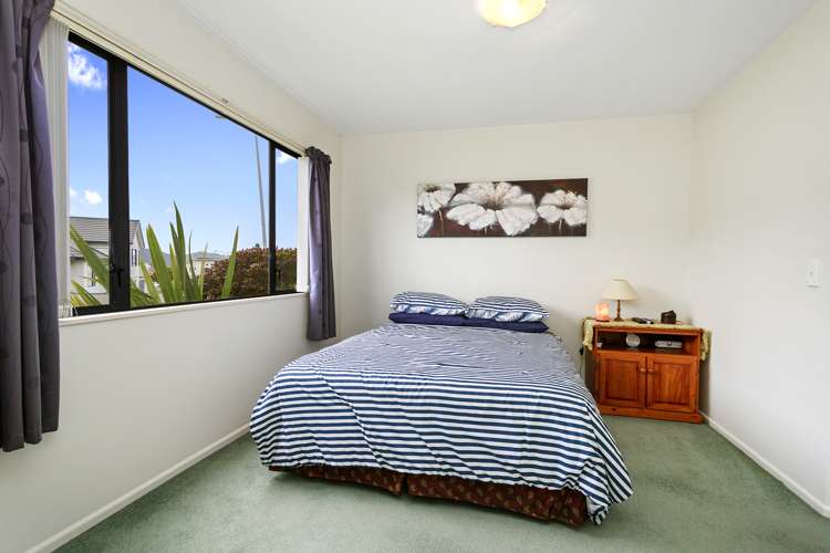 69 Redvers Drive Belmont_14