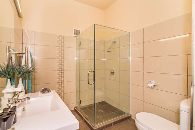 8/220 Thorndon Quay Pipitea_4