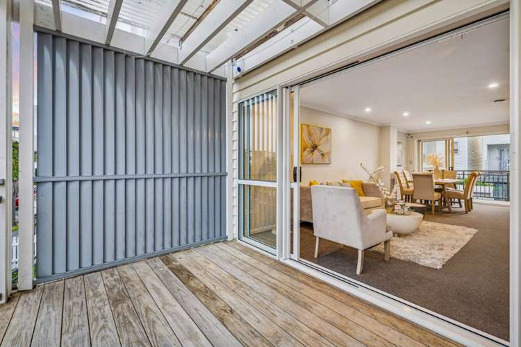 10 Panakenake Way Flat Bush_12