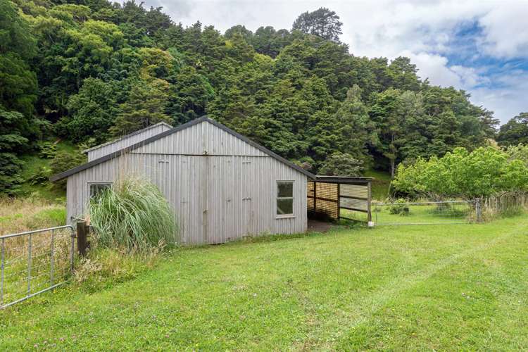 73 Haruru Road Tahekeroa_20