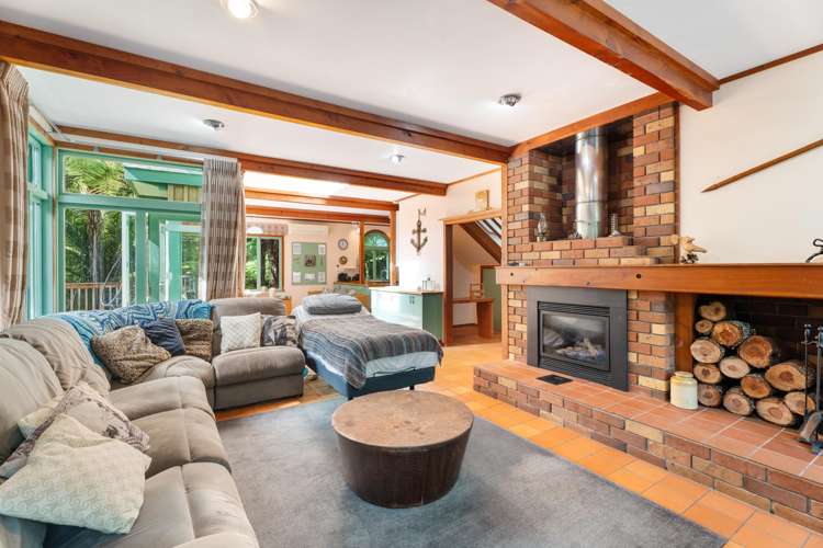 6 Cochran Road Oratia_10