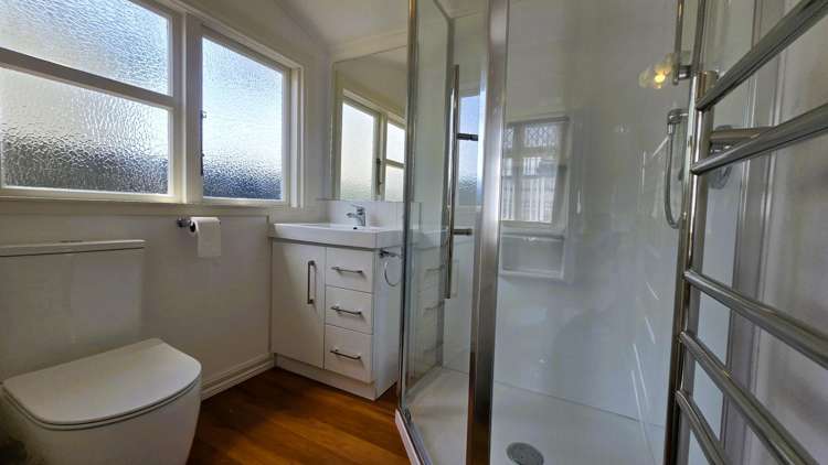 28 Bay Street Petone_7