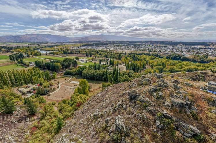 28 Lanes Road Bridge Hill_16