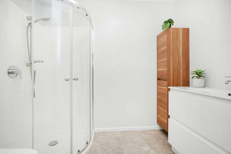 12 Tacoma Drive Totara Park_7