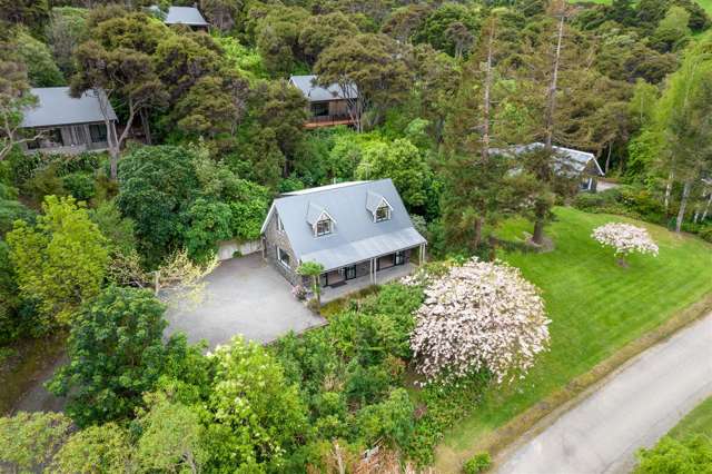 6888e Christchurch Akaroa Road Takamatua_3