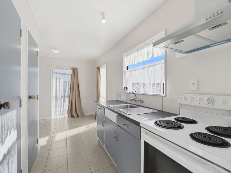 70 Tarbet Street_2