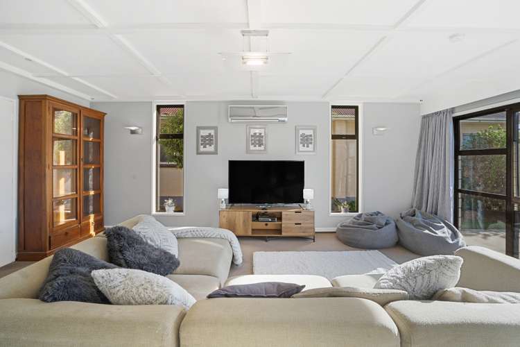 2 Voss Street Shirley_7