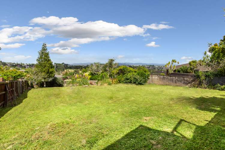 24 Katavich Place Mount Roskill_1