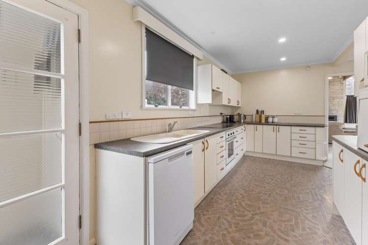 62 Goldfinch Street Ohakune_21