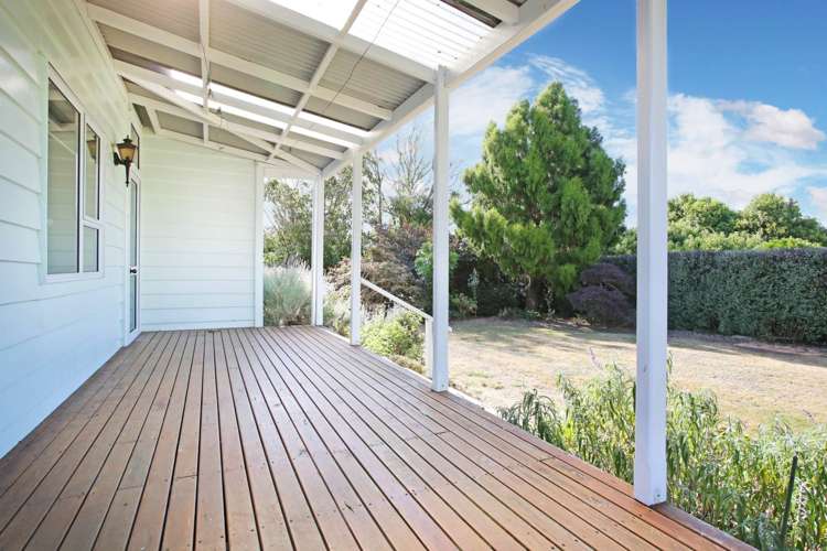 86 Hull Road Waiuku_13