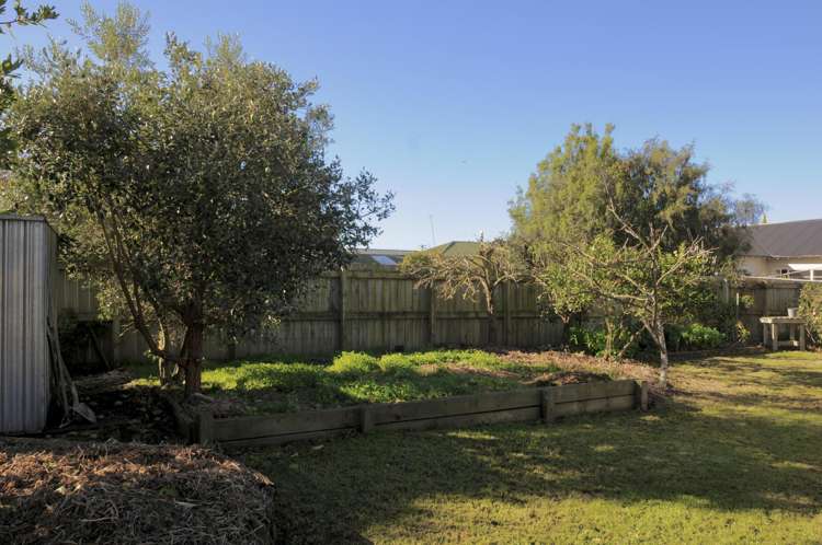 8 Paul Street Waimate_12