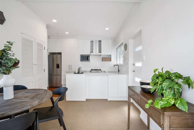 15 Tyburnia Avenue Mount Albert_5