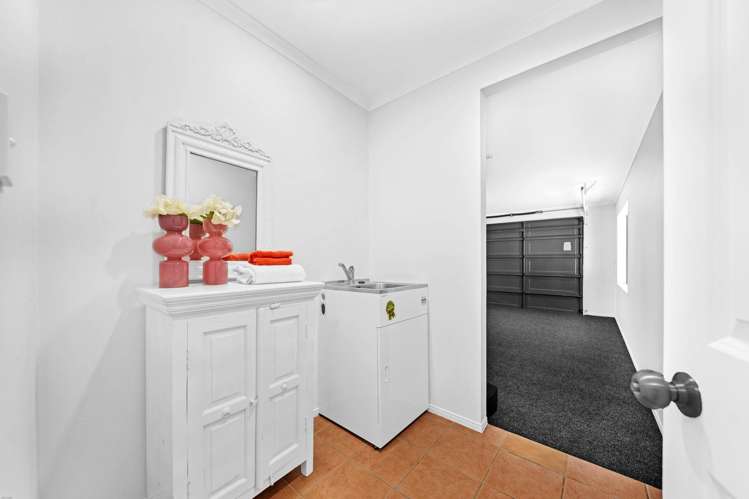 36 Lothian Brae Wattle Downs_26