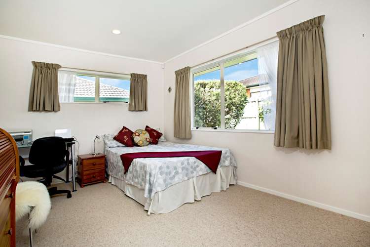 16 Ambleside Drive Northpark_14