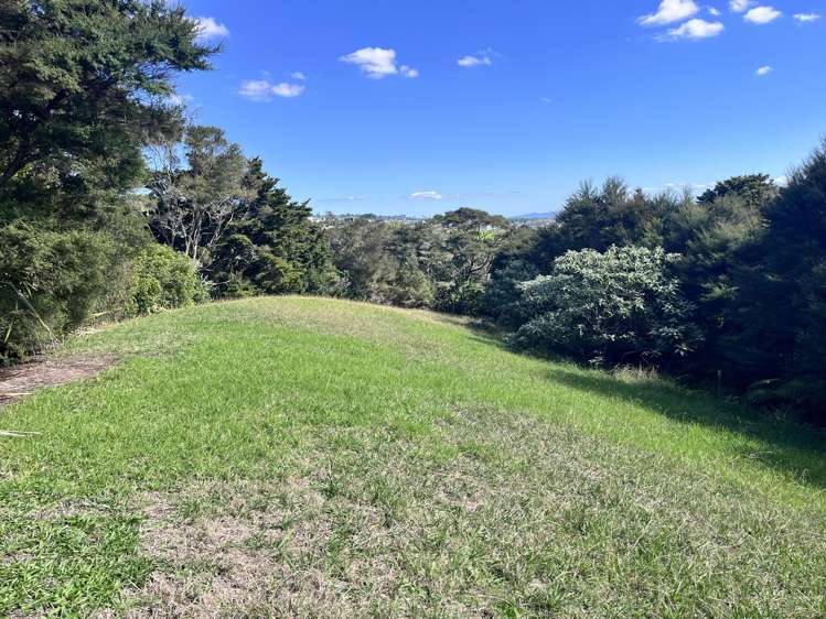 884 Redoubt Road Flat Bush_5