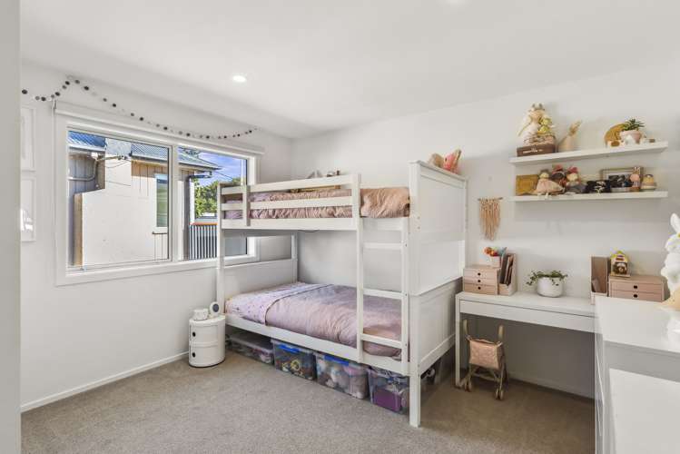 6 Moa Road Raumati Beach_16