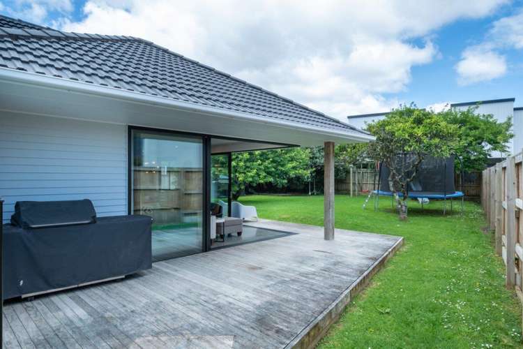3 Shamrock Lane Te Atatu Peninsula_16