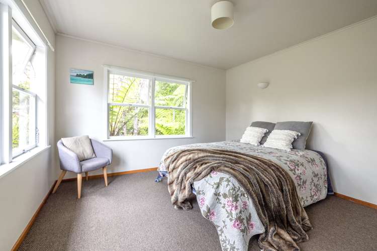 116 Queens Drive Oneroa_17