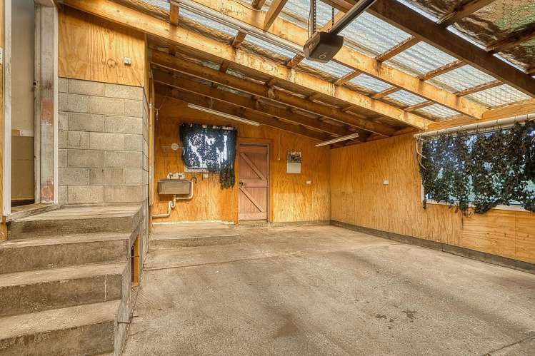 11 Butlers Road Ruatapu_15