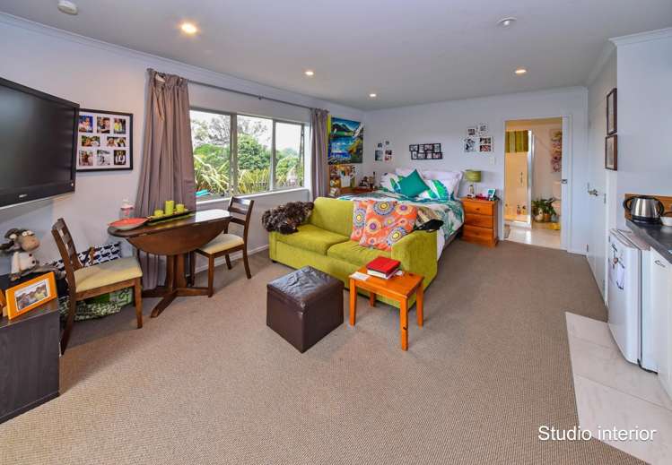 42 Stranraer Crescent Wattle Downs_15