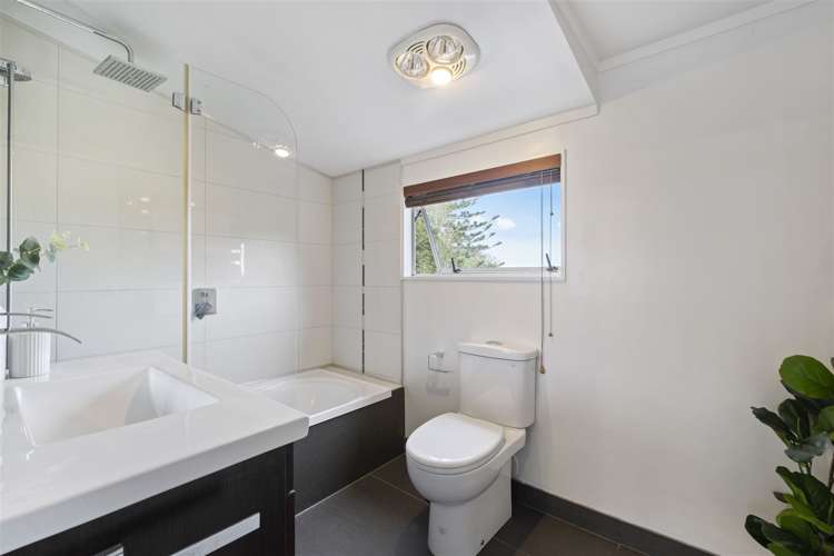 2/15 Waterloo Street Howick_13