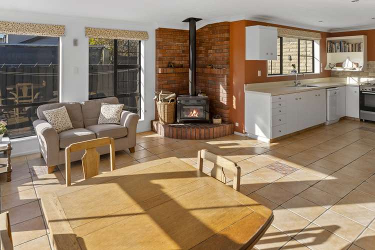 27 Brooklyn Drive Redwoodtown_14