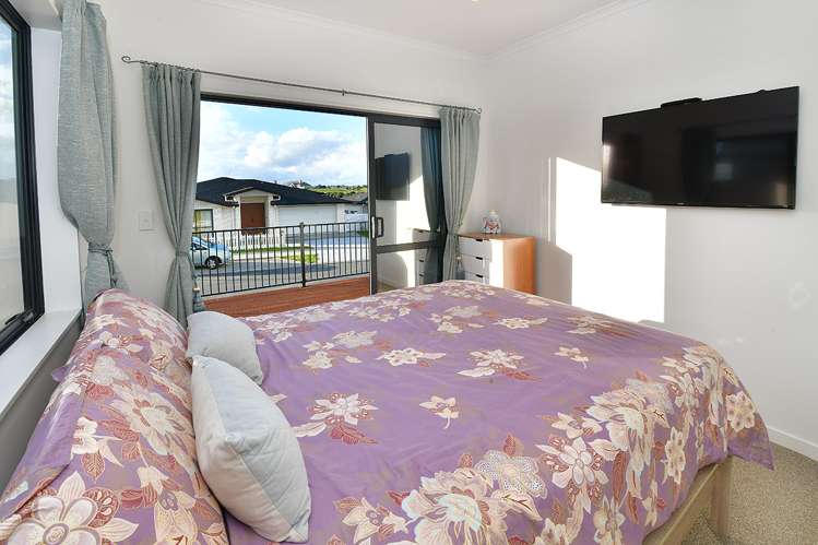 3 Resolution Drive Gulf Harbour_11