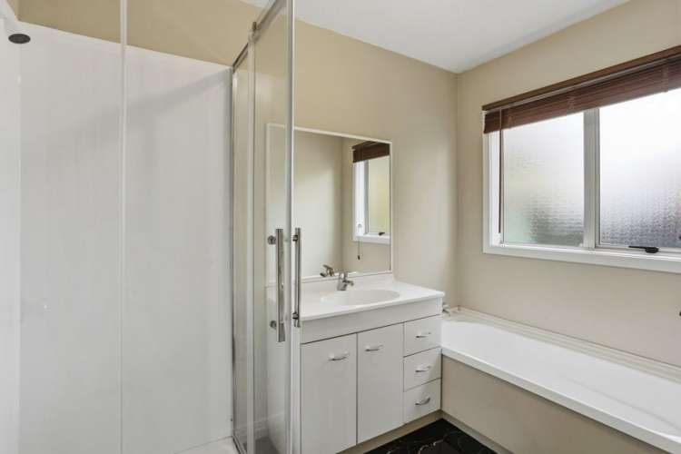 37 Farnborough Street Aranui_24