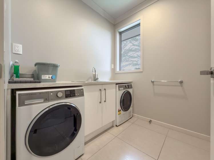 47 Matua Grove Otatara_14
