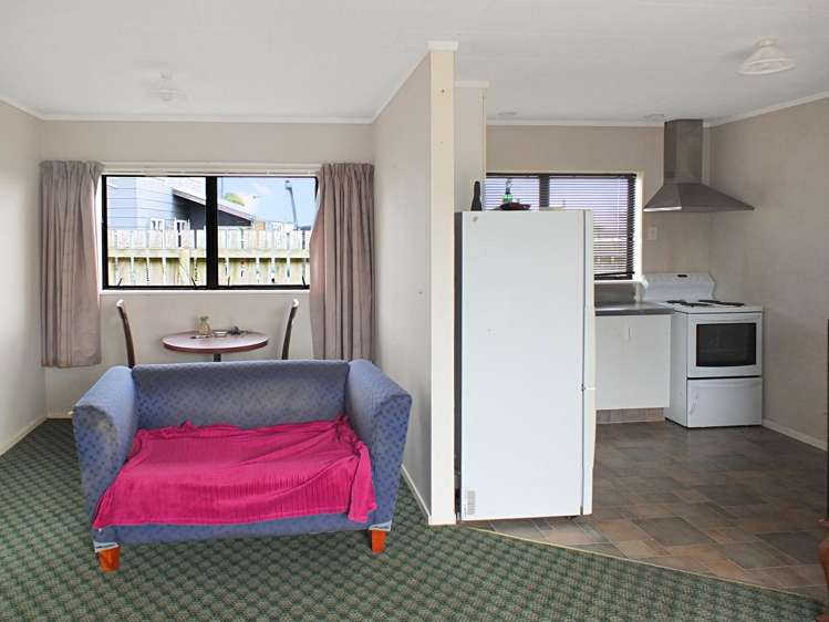 5 Kowhai Court Foxton Beach_5