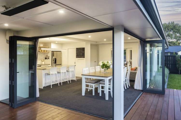 12 Verdeco Boulevard Lincoln_5