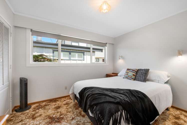 26 Cranwell Street Churton Park_11