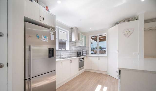 1/1 Cooper Place Papakura_3