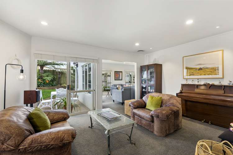 11 Warren Avenue Three Kings_8