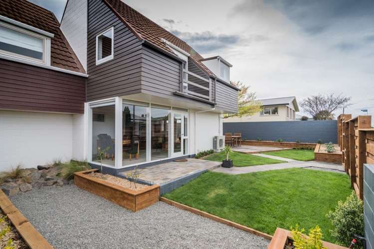 4/2 Cross Street Marchwiel_18