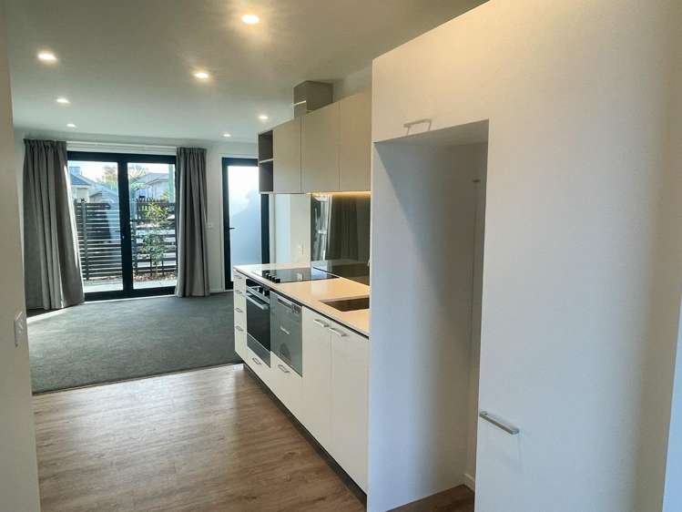 3/44 Antigua Street Addington_3