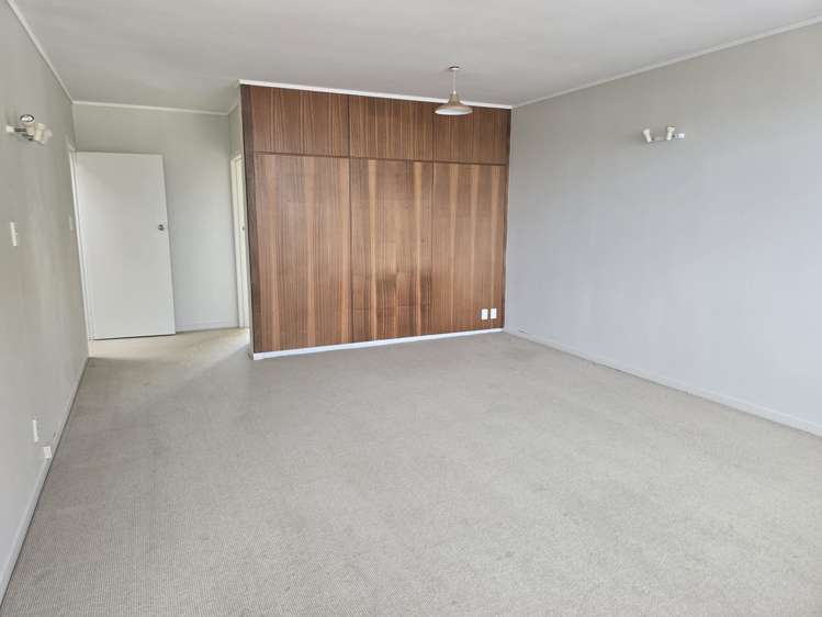 8/12 CRESCENT ROAD Epsom_9