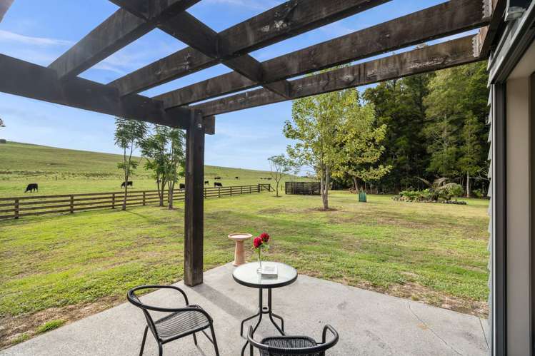 32 Baker Road Poroti_10