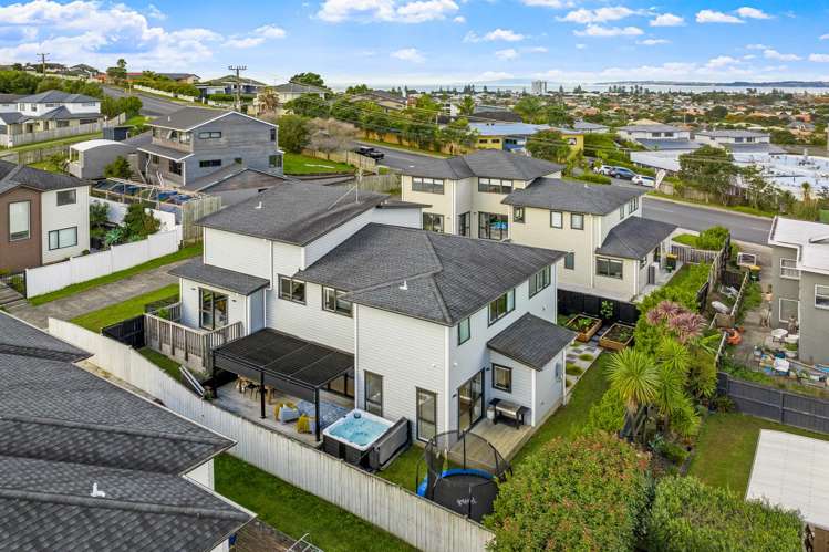 1 Crompton Place Orewa_37